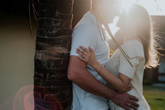 Nosso amor é luz - Tais & Douglas Nosso amor é luz - Tais & Douglas
