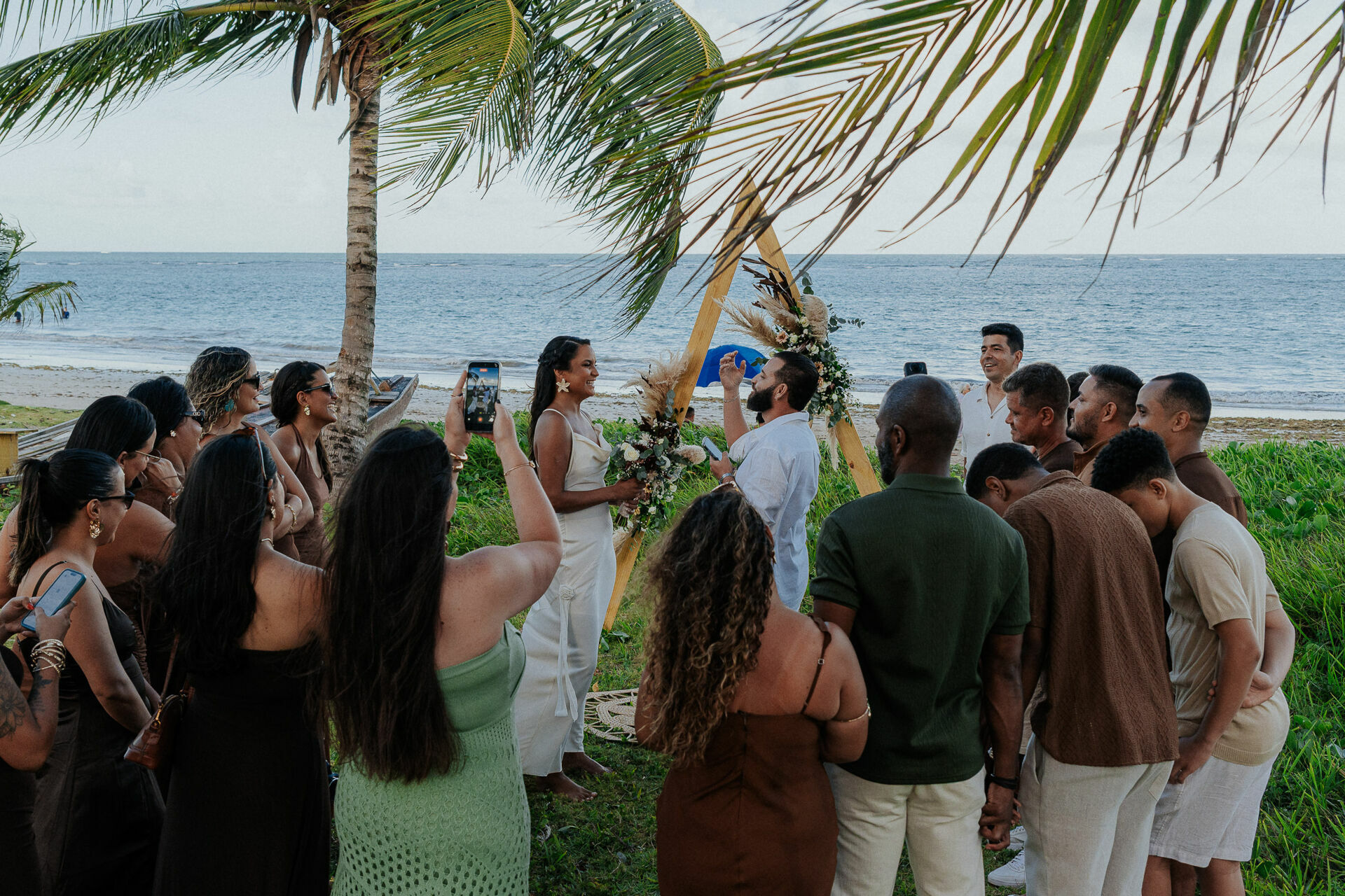 Foto Sonho de casar na praia - Aline e André - Imagem 21
