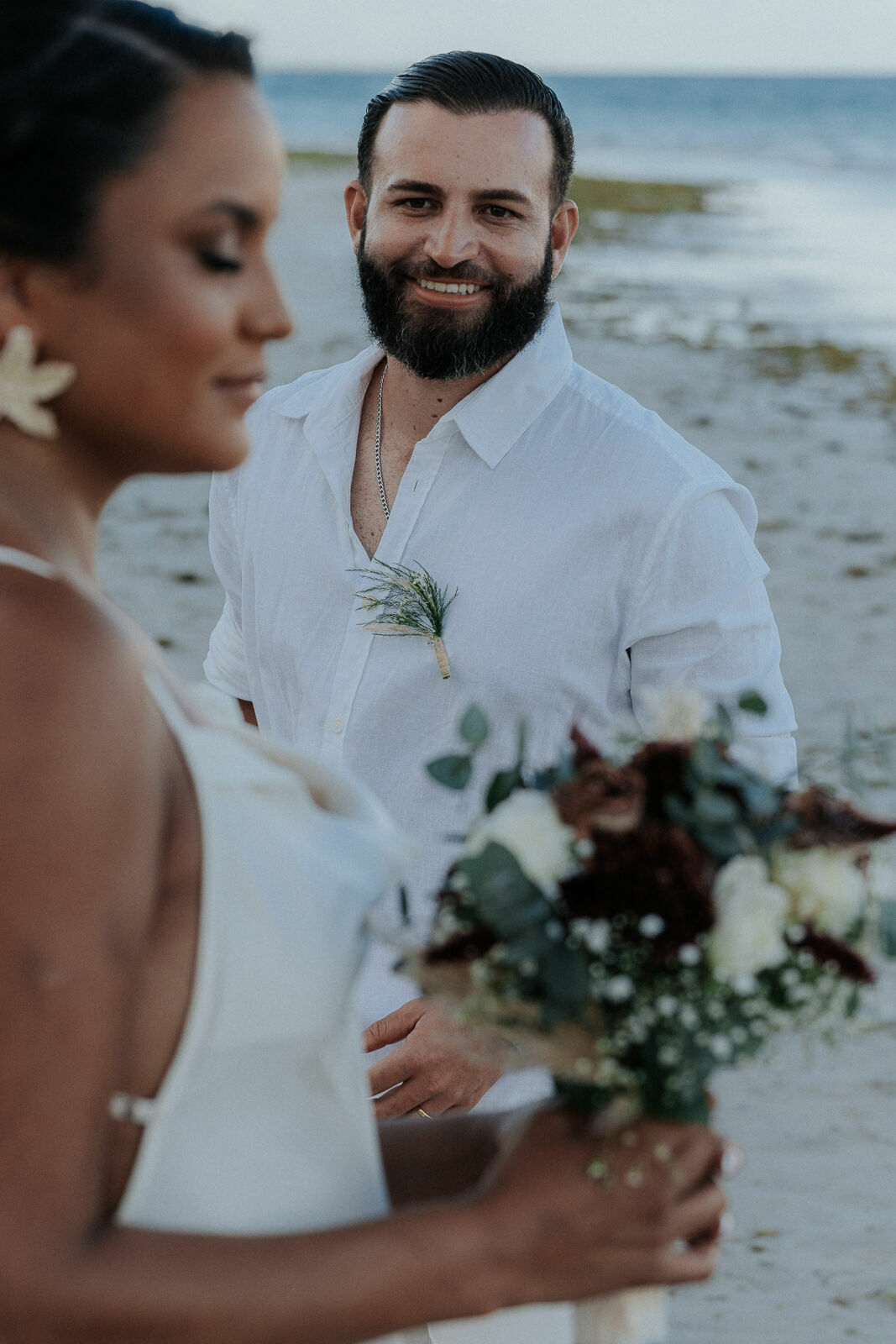 Foto Sonho de casar na praia - Aline e André - Imagem 30